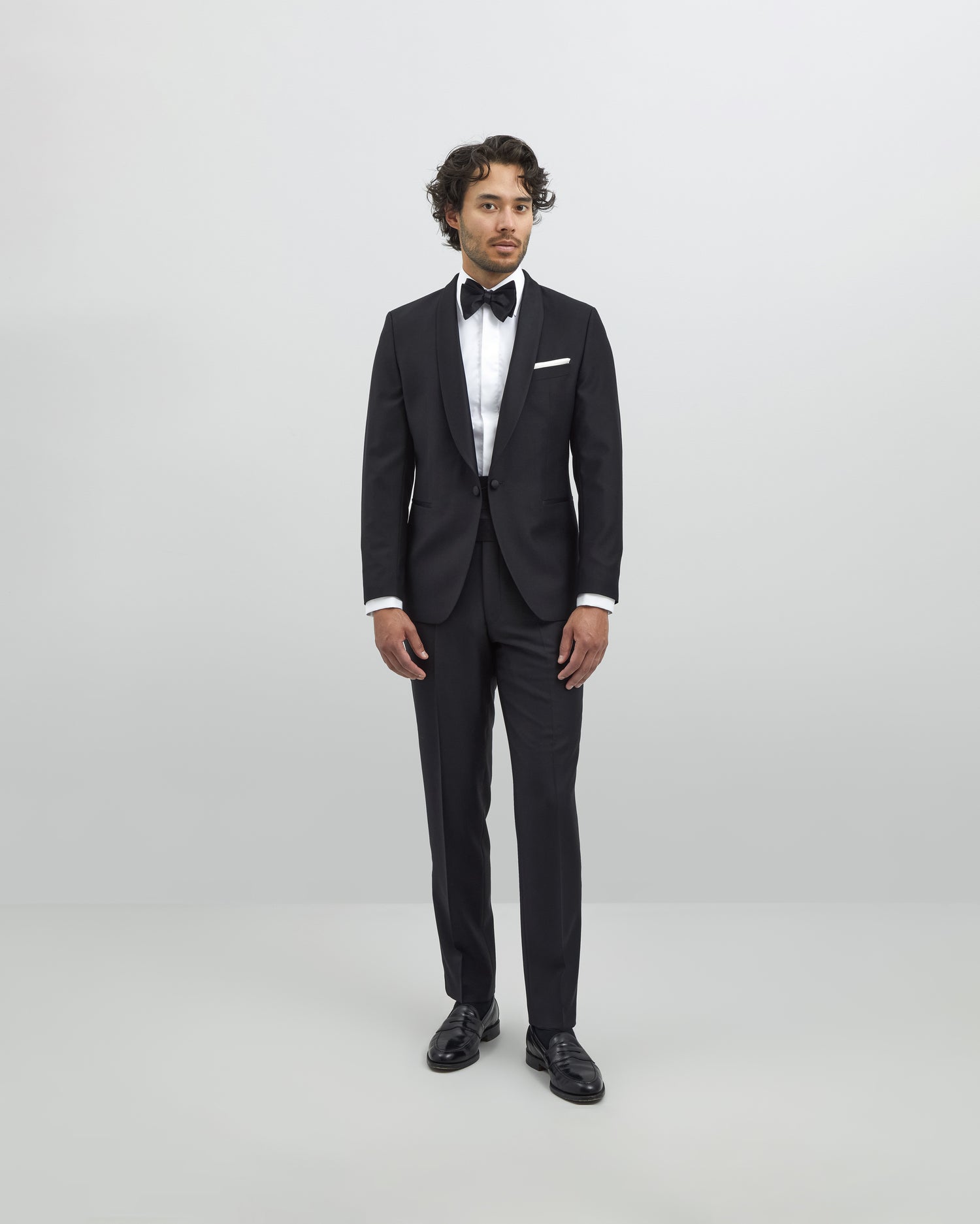 Classic Tuxedo in Black Wool (9557563933002)