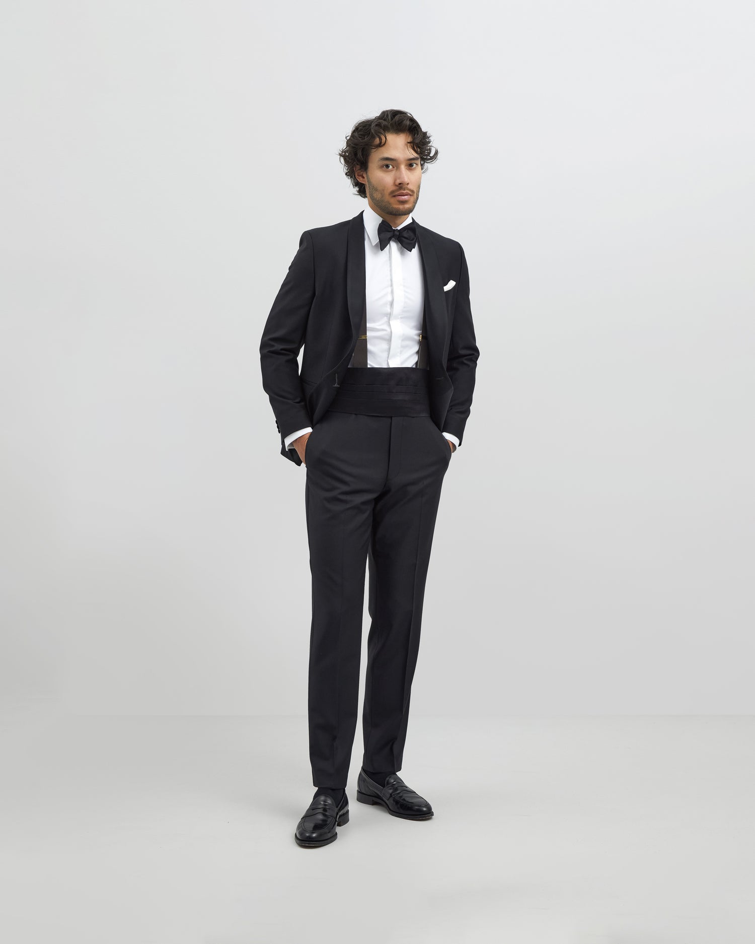 Classic Tuxedo in Black Wool (9557563933002) (9560953389386)