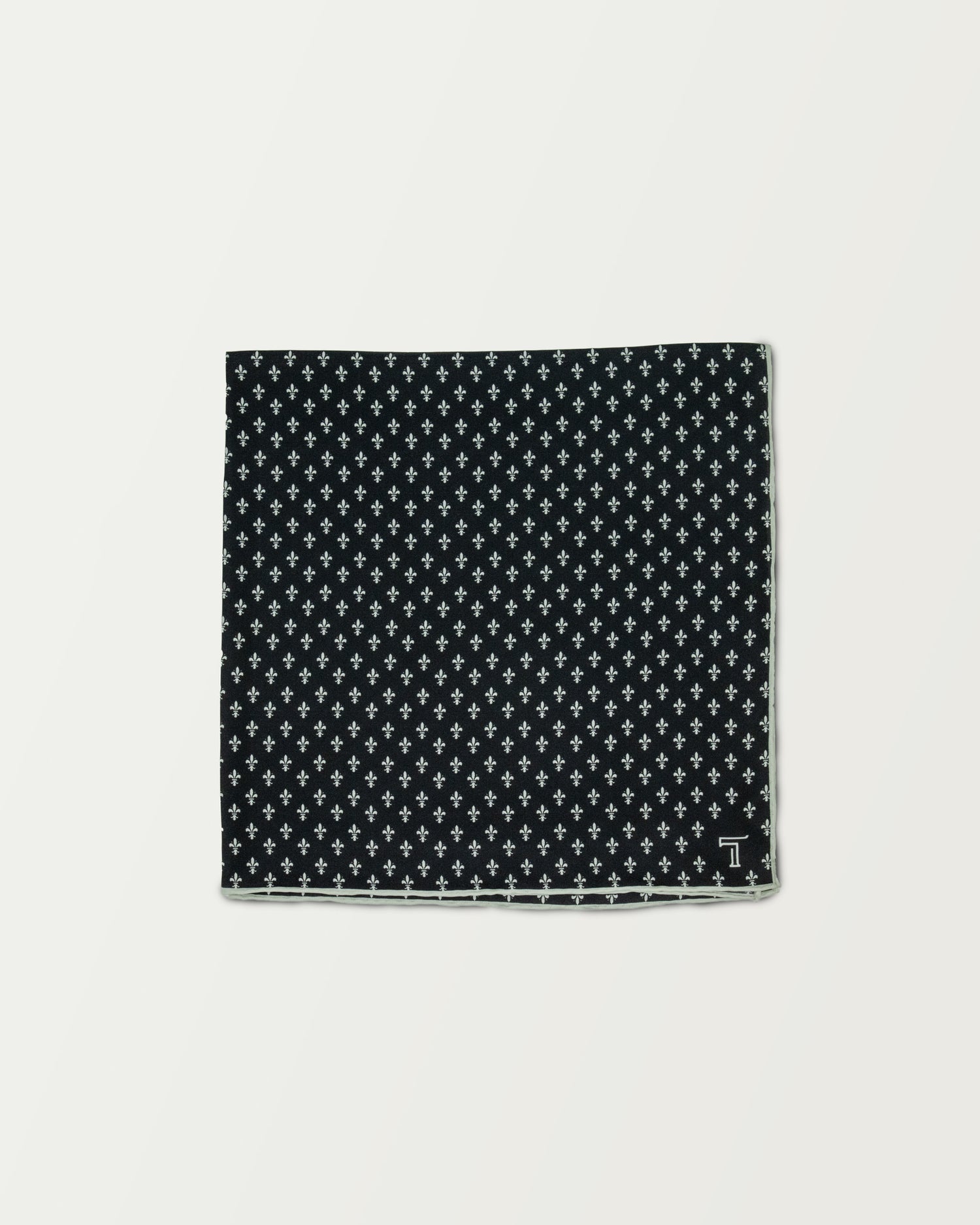 Large Pocket Square in Black Silk (9301102264650)